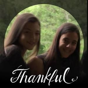 Meet your Posher, Mira